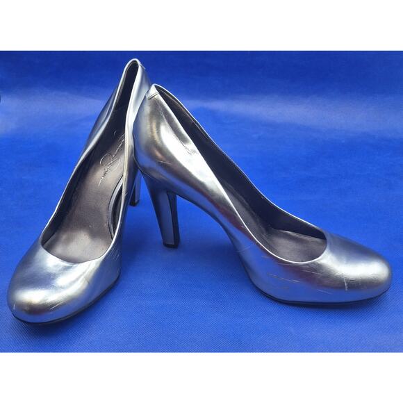 Jessica Simpson Silver Closed Toe Stiletto Heels 10B/40 Sleek & Sexy! - Picture 11 of 11